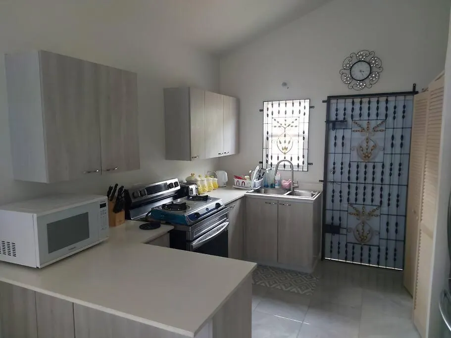 Cozy Cove Apartment Discovery Bay Jamaica